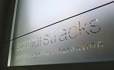 Bild von der Webseite von schnurstracks gestaltung und interaktion Gestaltung
